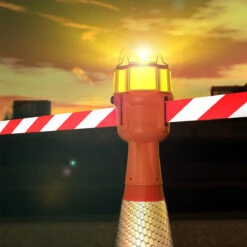 Skipper™ Barriers Rechargeable Safety Light -XL Displays Skipper Barriers Rechargeable Safety Light ProvidesLight And Visiblity In Dangerous Working Conditions